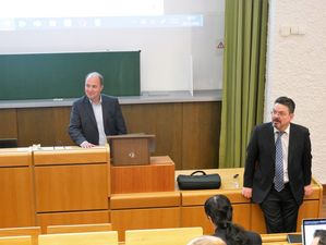 Foto: Michael Stoye, Sprecher der Sektion Zwickau des Wirtschaftsrates, und Prof. Dr. habil. Dr. h. c. Bernd Zirkler 