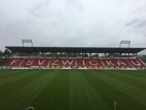 Foto: Blick in das leere Fussballstadion des FSV Zwickau. Bild 4