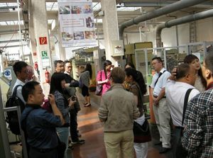 Besuch aus dem chinesischen Chengdu Textil College am Institut für Textil- und Ledertechnik / Foto 1