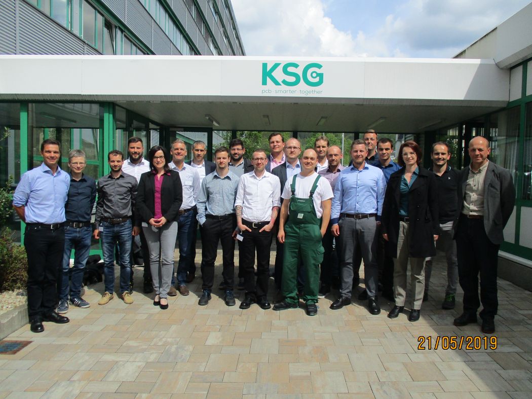Gruppenfoto: Teilnehmer des 5. LEAN Stammtisch bei der KSG GmbH Gornsorf