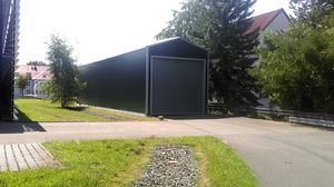 Foto: Leichtbauhalle auf dem Campus Scheffelberg. Nächste Phase des Projektes AOSA: Leichtbauhalle errichtet
