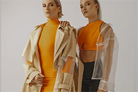 Foto: Bachelor-Abschlussarbeit "urbn cnntcn" von Jessie Fritzsche, Fachrichtung Modedesign, 2022, designte Kleidung