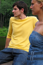 Foto 3: Rita Saloga mit dem Thema: Step by Step – Eine Angebotskollektion für die Firma Bogner Jeans. Models präsentieren die Kollektion.