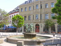 Foto 1: Der Brunnen auf dem Hauptmarkt Zwickau.