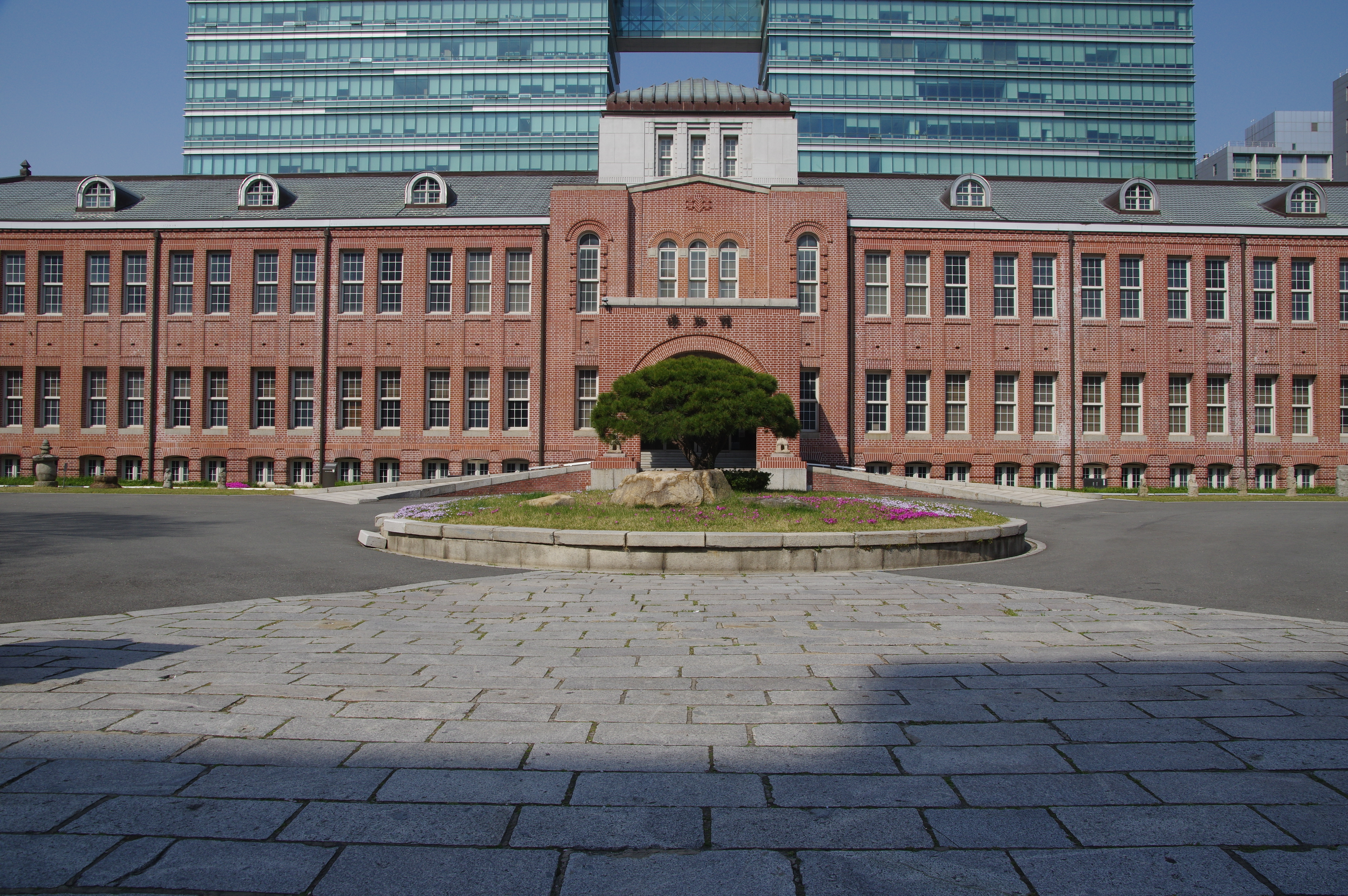 Foto: Universitätsgebäude in Südkorea.