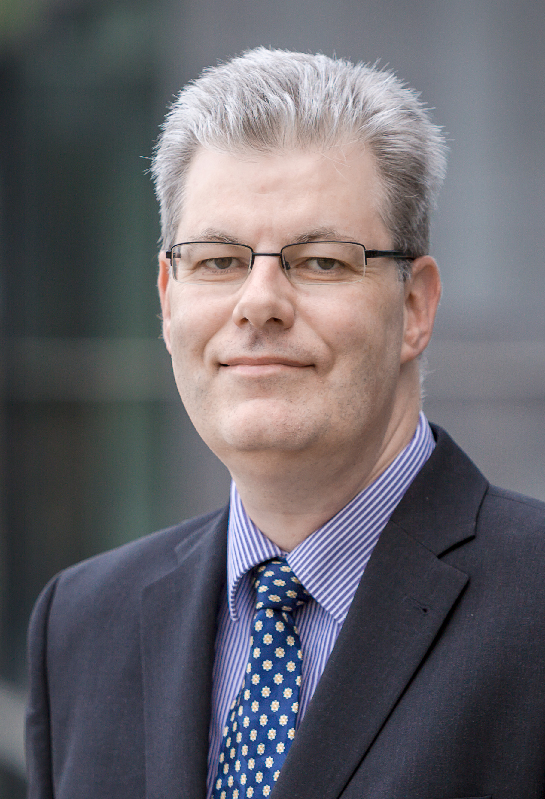 Ralph Michael Wrobel - Professor für Volkswirtschaftslehre, insbesondere Wirtschaftspolitik und Regionalökonomie