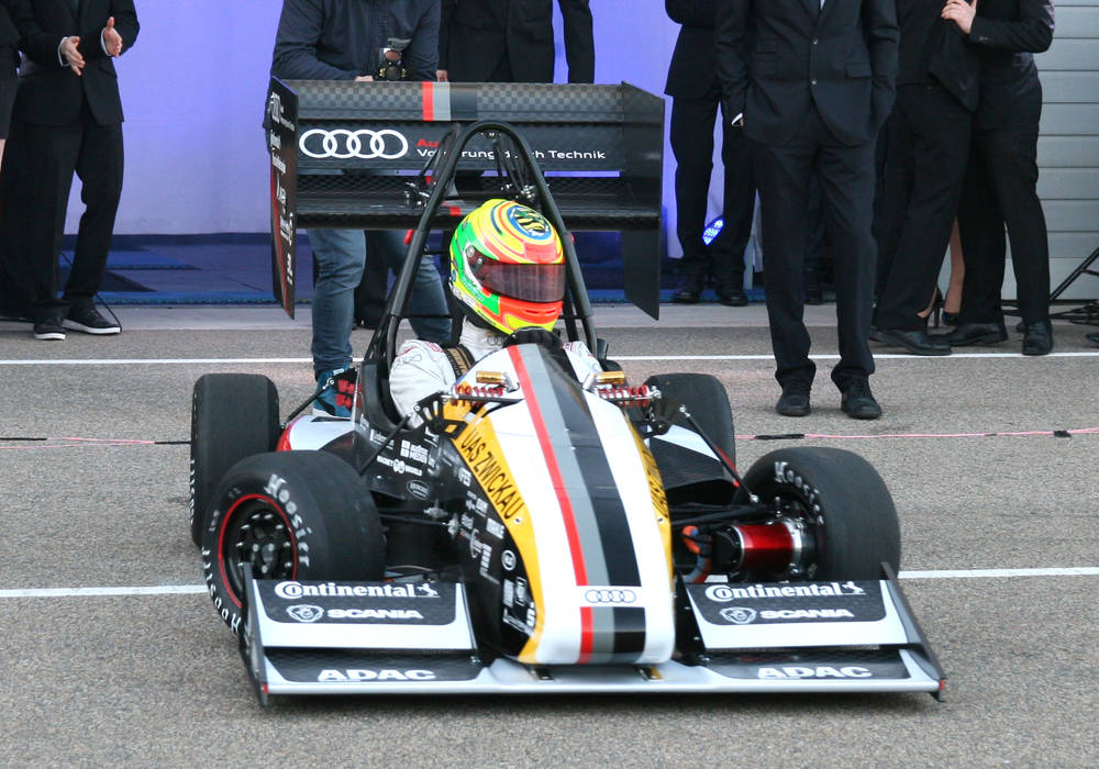 Der neue Rennwagen "eRnst" für die diesjährige Formula-Student-Saison.