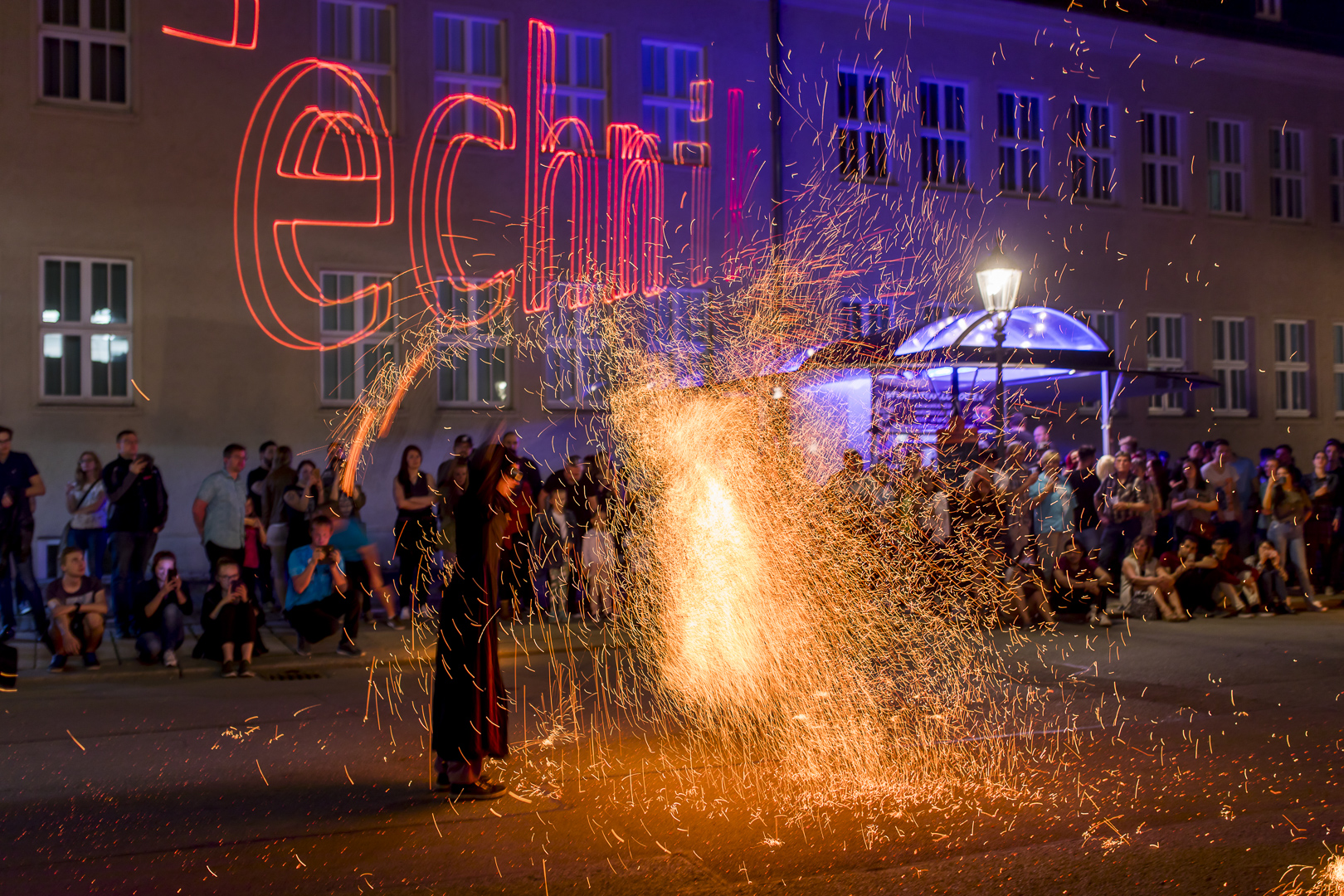 Feuershow von Cirlces'n'Sparks 